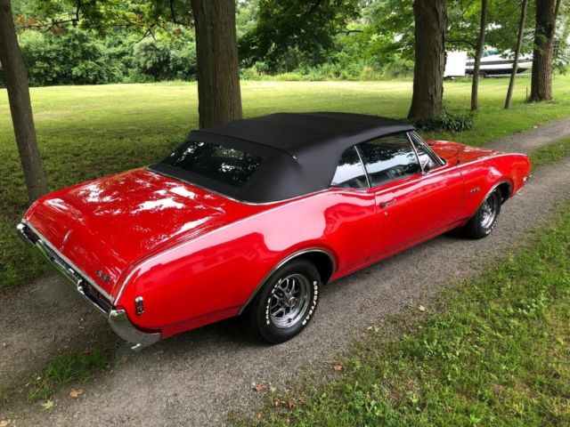 1968 Red Oldsmobile 442 Convertible