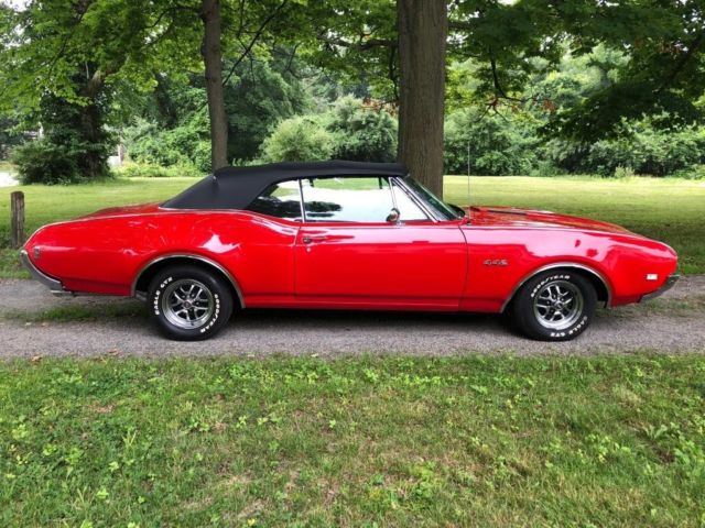 1968 Red Oldsmobile 442 Convertible