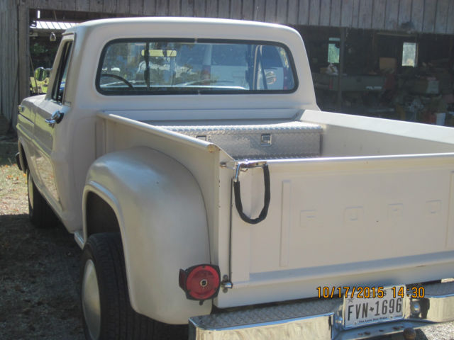 1968 Ford F-100
