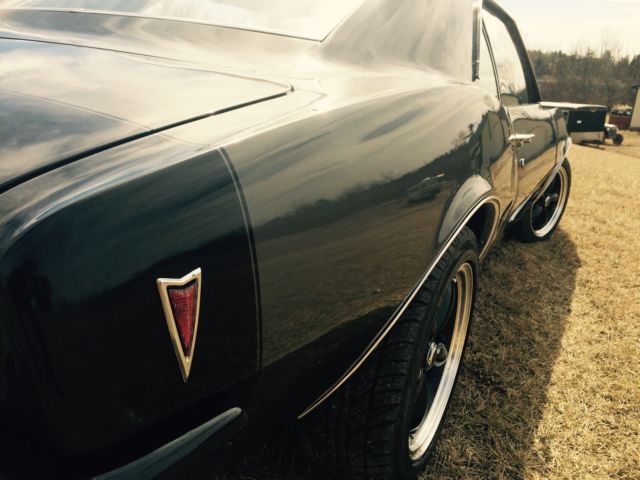 1968 metallic Gray Pontiac Firebird Coupe
