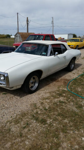 1968 White Pontiac Le Mans Convertible
