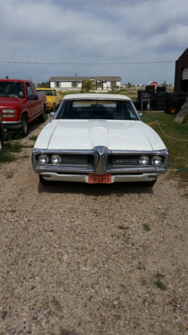 1968 White Pontiac Le Mans Convertible