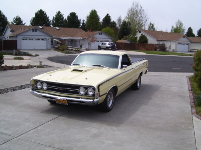 1968 Yellow Ford Ranchero PICKUP
