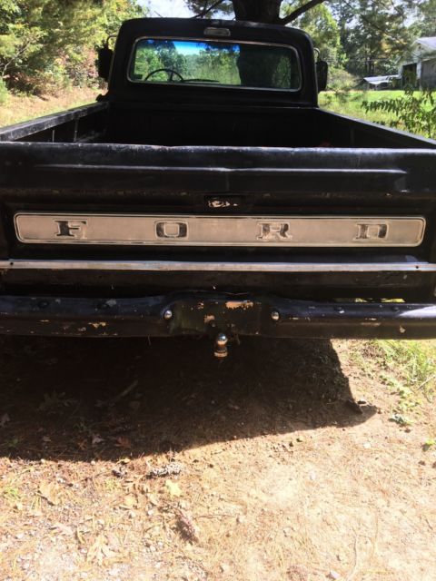 1968 Black Ford F-100