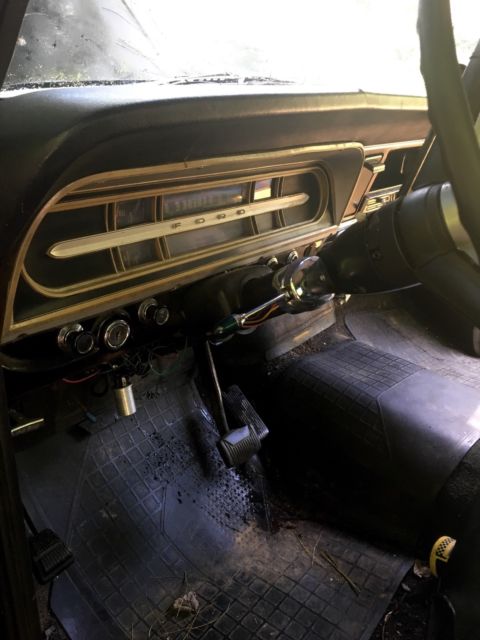 1968 Black Ford F-100