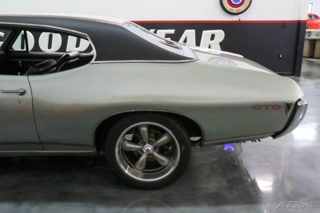 1968 Blue Ford Mustang