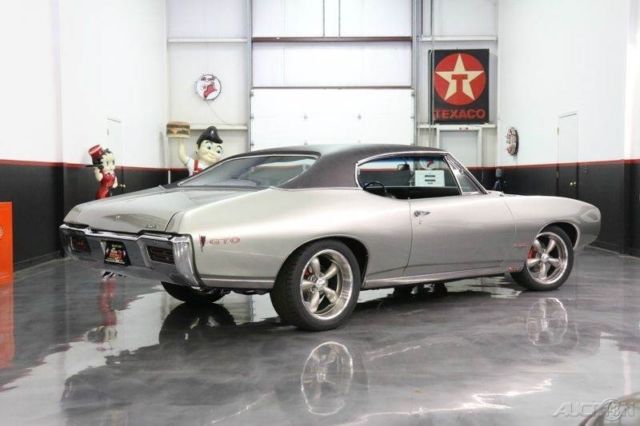 1968 Blue Ford Mustang