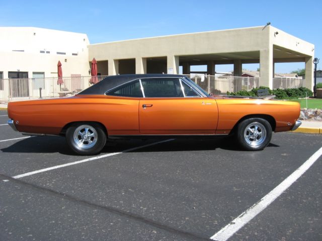 1968 Green Plymouth Road Runner Coupe