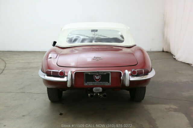 1968 Red Jaguar E-Type Series 1.5
