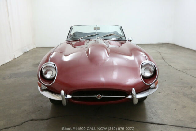 1968 Red Jaguar E-Type Series 1.5