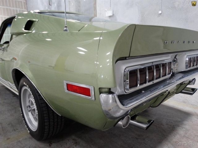 1968 Gold Ford Mustang