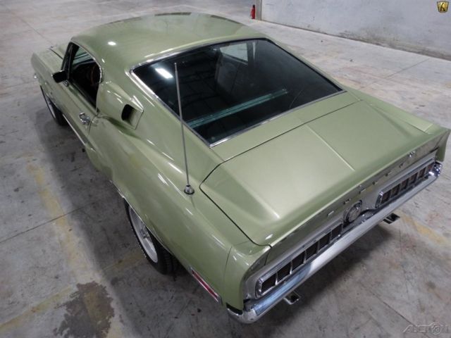 1968 Gold Ford Mustang