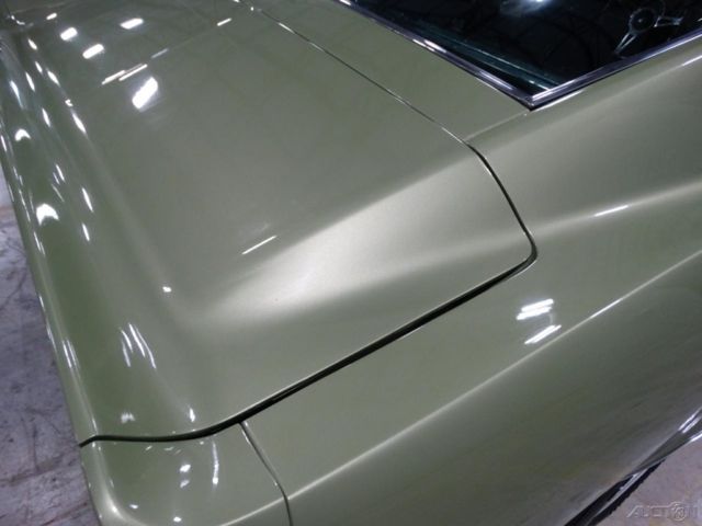 1968 Gold Ford Mustang