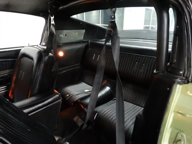 1968 Gold Ford Mustang