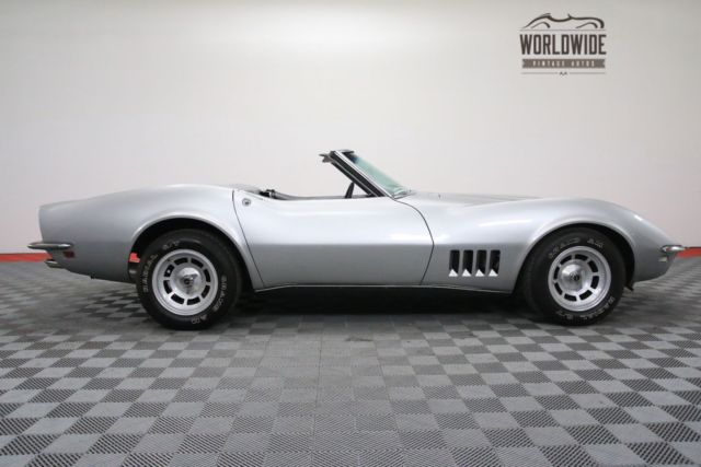 1968 Silver Chevrolet Corvette