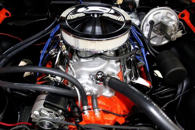 1968 Orange Chevrolet Chevelle Coupe