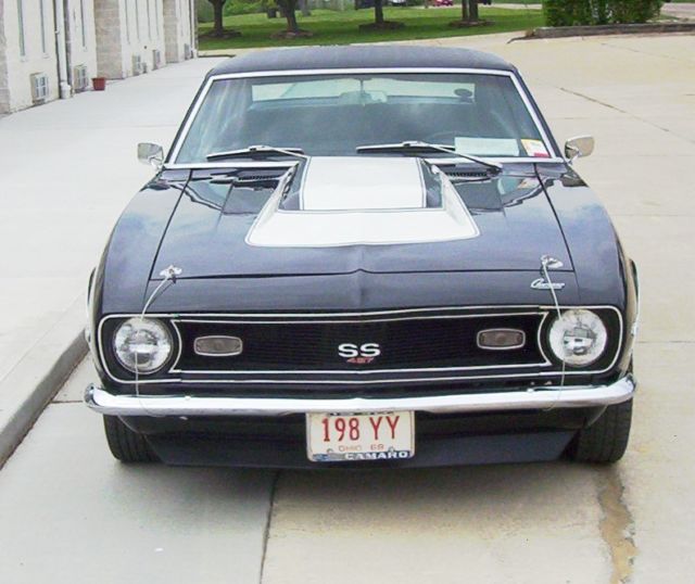 1968 black metalic Chevrolet Camaro Coupe