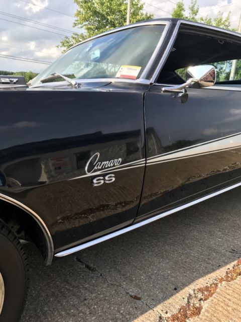 1968 black metalic Chevrolet Camaro Coupe