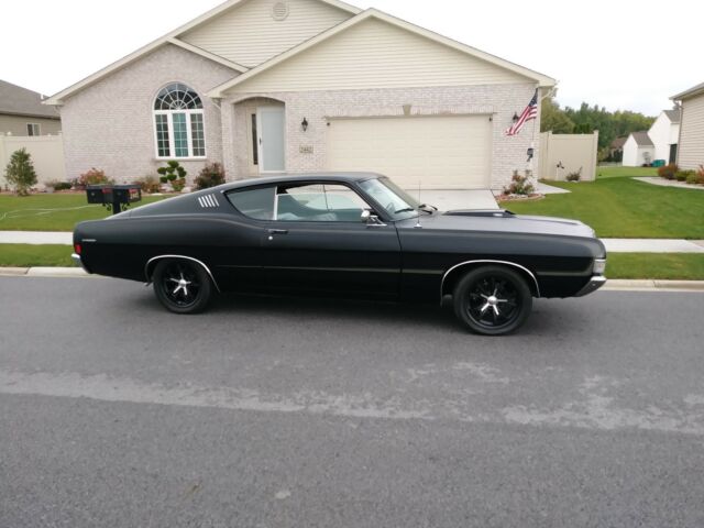 1968 MATT  BLACK Ford Torino Fastback