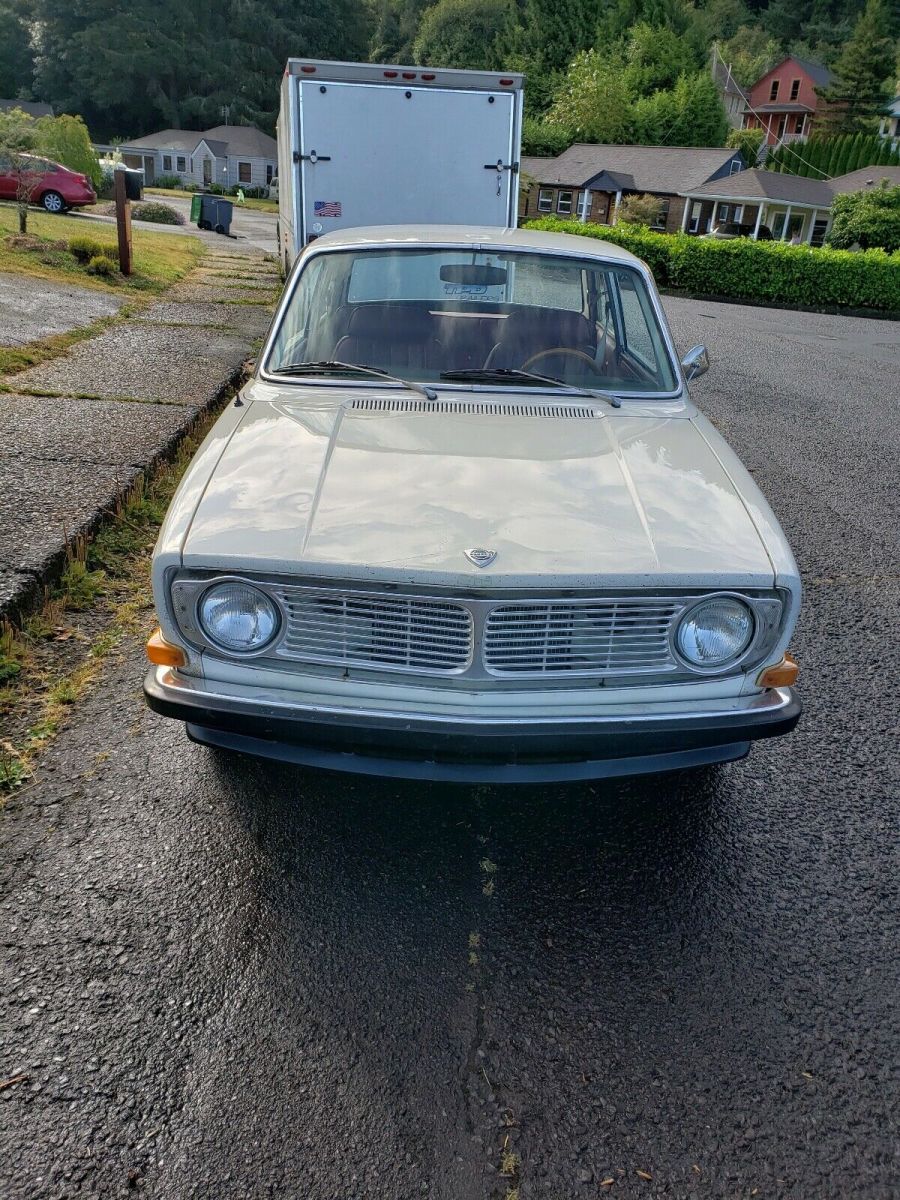 1968 White Volvo 142