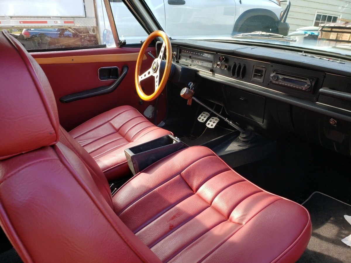 1968 White Volvo 142