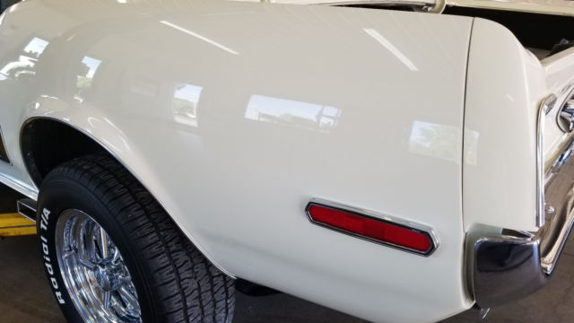 1968 Wimbledon White Ford Mustang Coupe