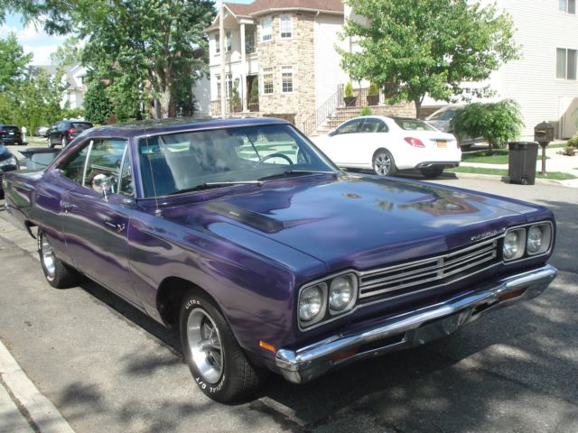 1969 plum Plymouth Road Runner Coupe
