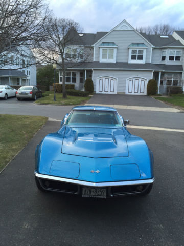 1969 Lemans blue Chevrolet Corvette Coupe
