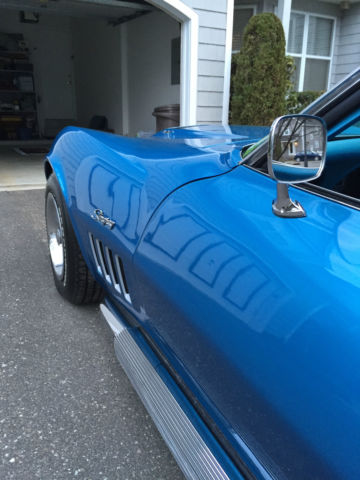 1969 Lemans blue Chevrolet Corvette Coupe