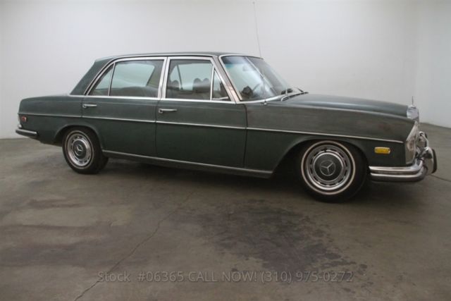 1969 White Mercedes-Benz 300-Series