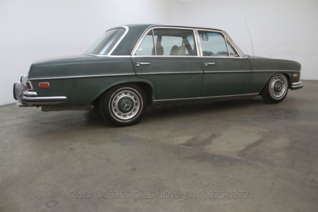 1969 White Mercedes-Benz 300-Series