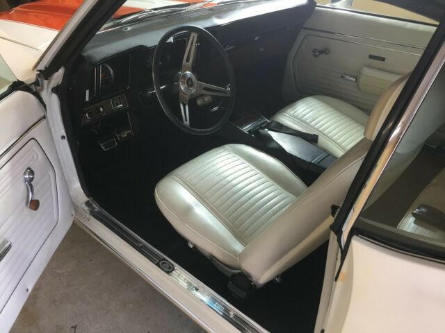 1969 White Chevrolet Camaro Coupe