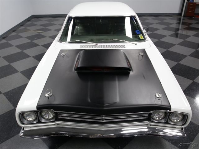 1969 White Plymouth Road Runner
