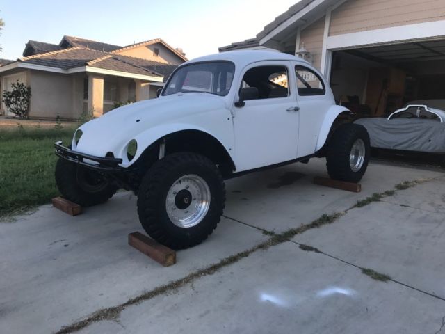 1969 White Volkswagen Beetle - Classic Coupe