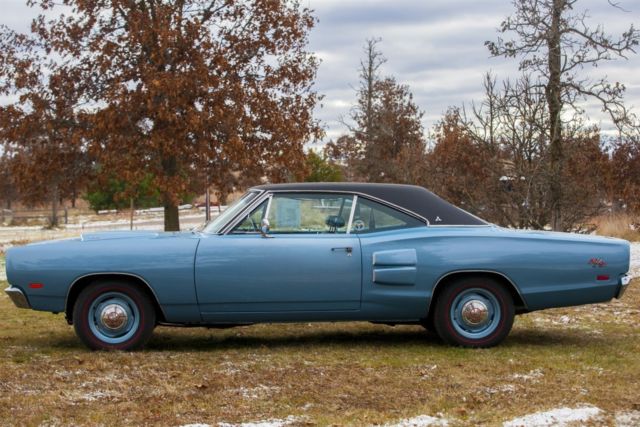 1969 Blue Dodge Coronet Coupe