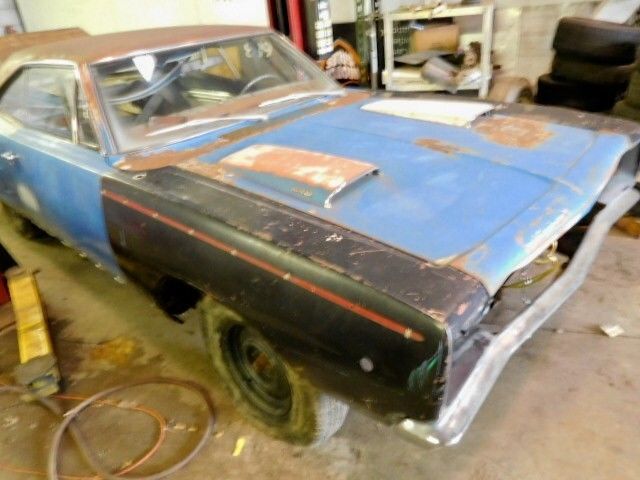 1969 Blue Dodge Coronet Coupe