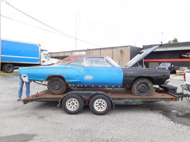 1969 Blue Dodge Coronet Coupe