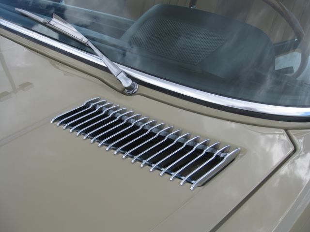 1969 Nevada (light olive) BMW 2800 Sedan