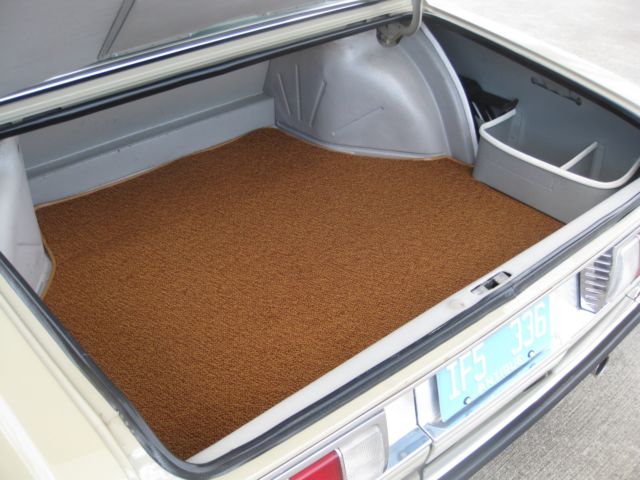 1969 Nevada (light olive) BMW 2800 Sedan