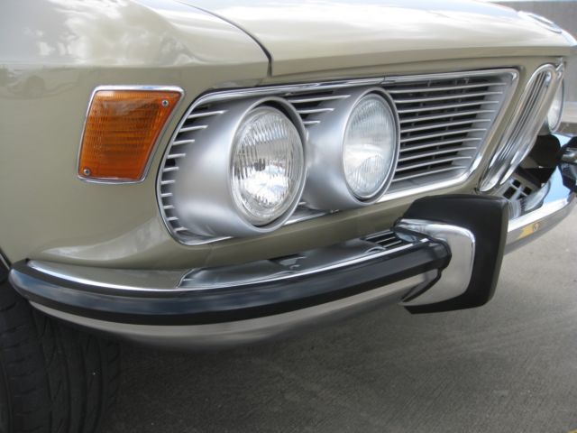 1969 Nevada (light olive) BMW 2800 Sedan