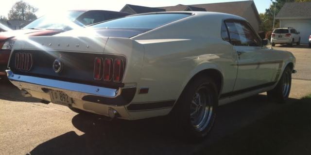 1969 White Ford Mustang Fastback