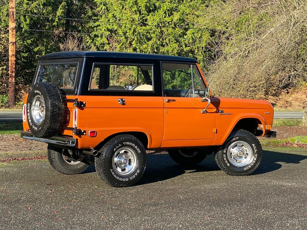 1969 Gold Ford Bronco SUV