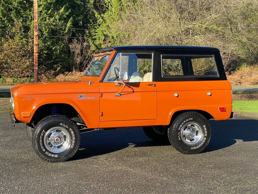 1969 Gold Ford Bronco SUV