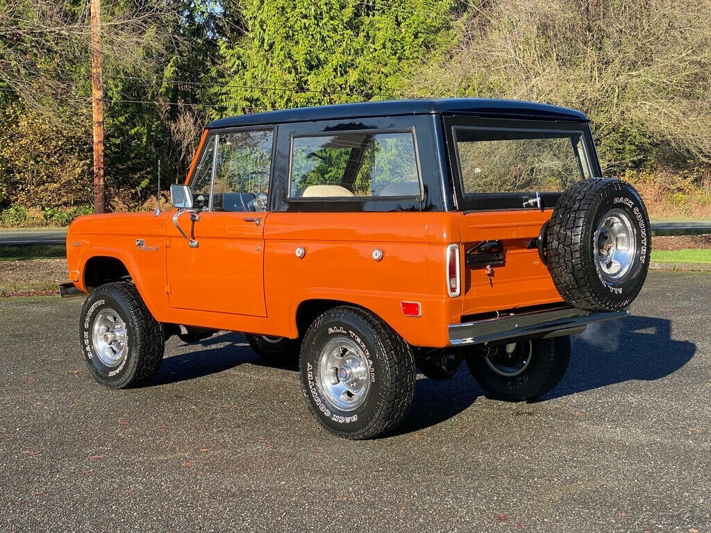 1969 Gold Ford Bronco SUV