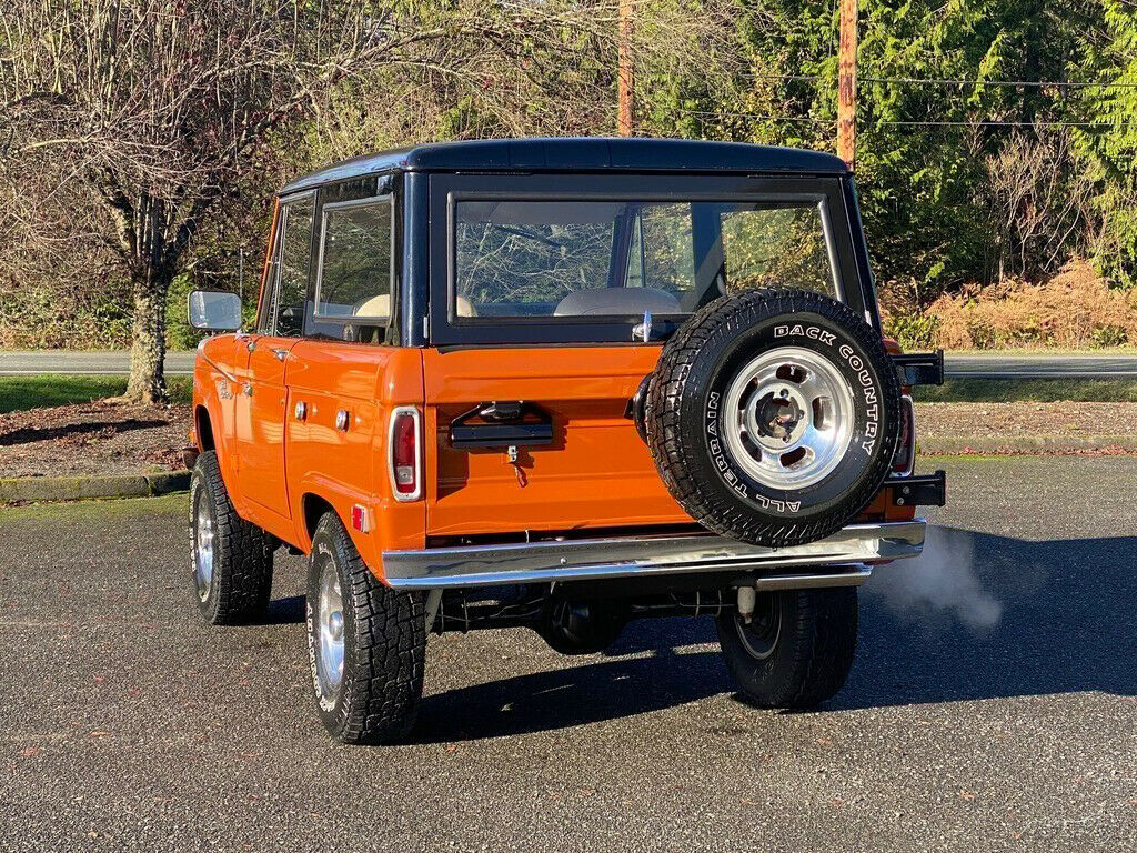 1969 Gold Ford Bronco SUV