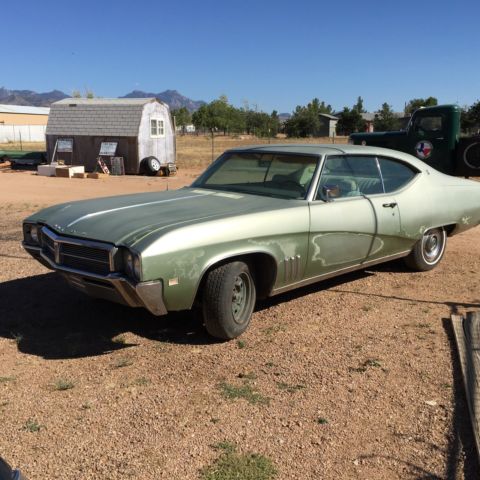 1969 Green Buick Skylark Hardtop