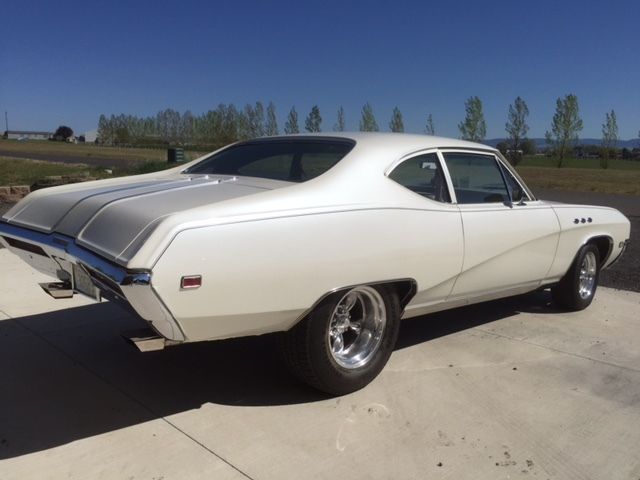 1969 White Buick Skylark
