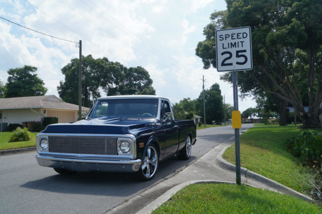 1969 INDIGO BLUE/WHITE Chevrolet C-10