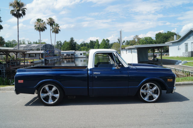 1969 INDIGO BLUE/WHITE Chevrolet C-10