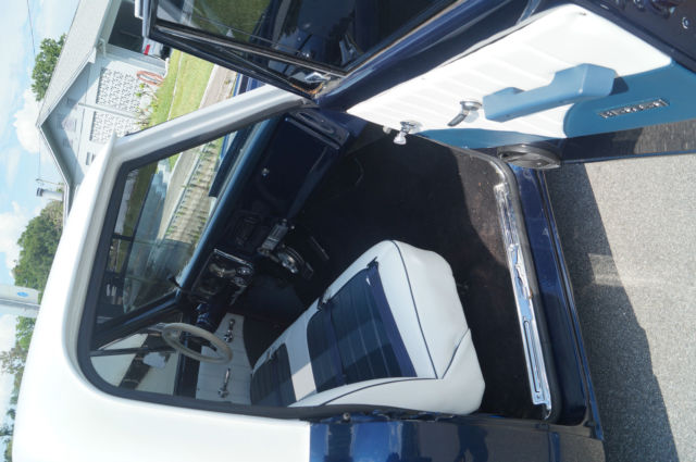 1969 INDIGO BLUE/WHITE Chevrolet C-10